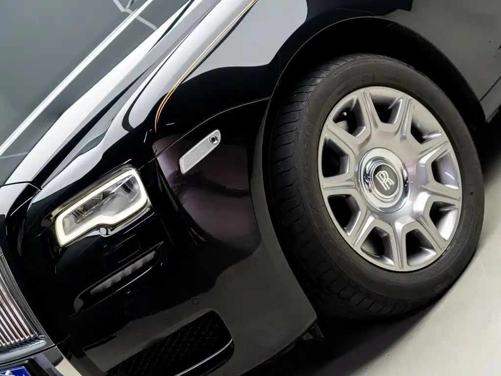 Ghost 2018 6.6T long wheelbase version купить на сайте DeffCars