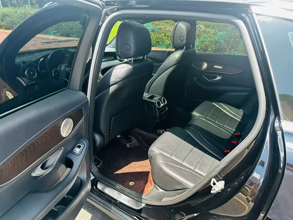 Mercedes-Benz GLC 2020 facelift GLC 260 L 4MATIC luxury model купить на сайте DeffCars