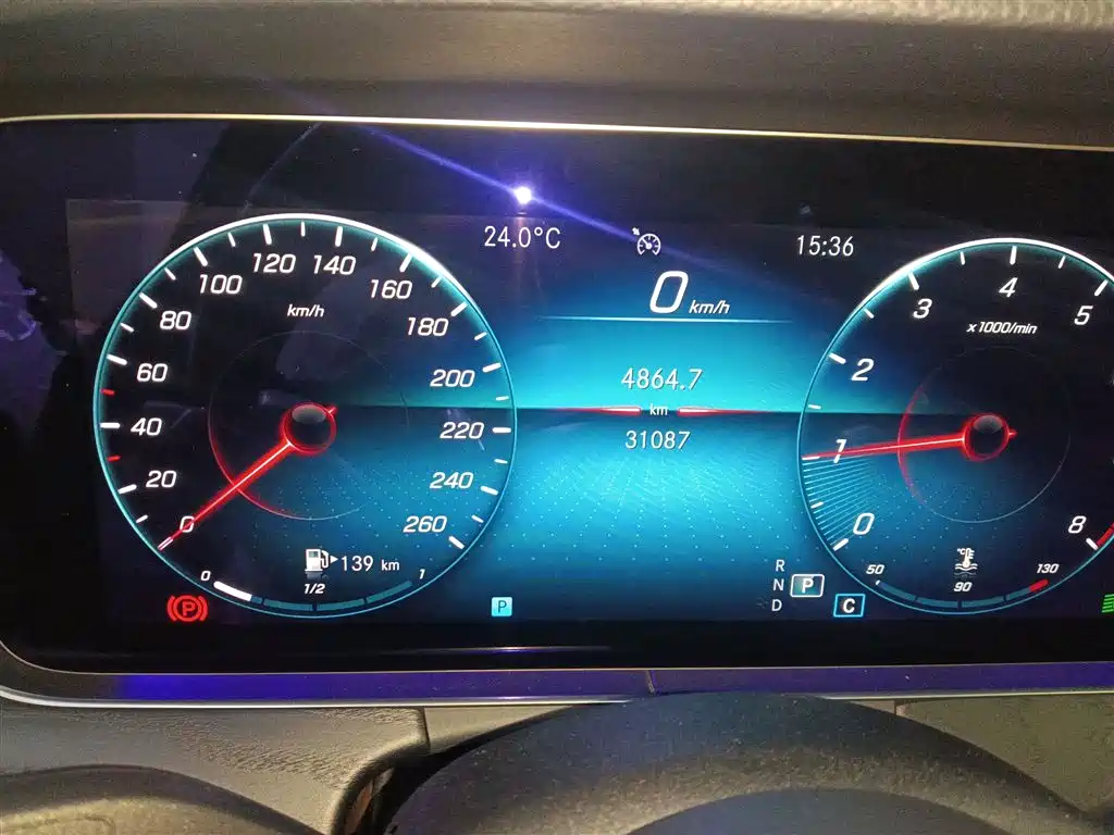 Mercedes-Benz E-Class imported 2021 facelift E 260 fashionable sports version купить на сайте DeffCars