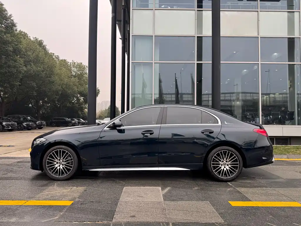 Mercedes-Benz C-Class 2023 Modification 2 C 260 L Sports Edition купить на сайте DeffCars