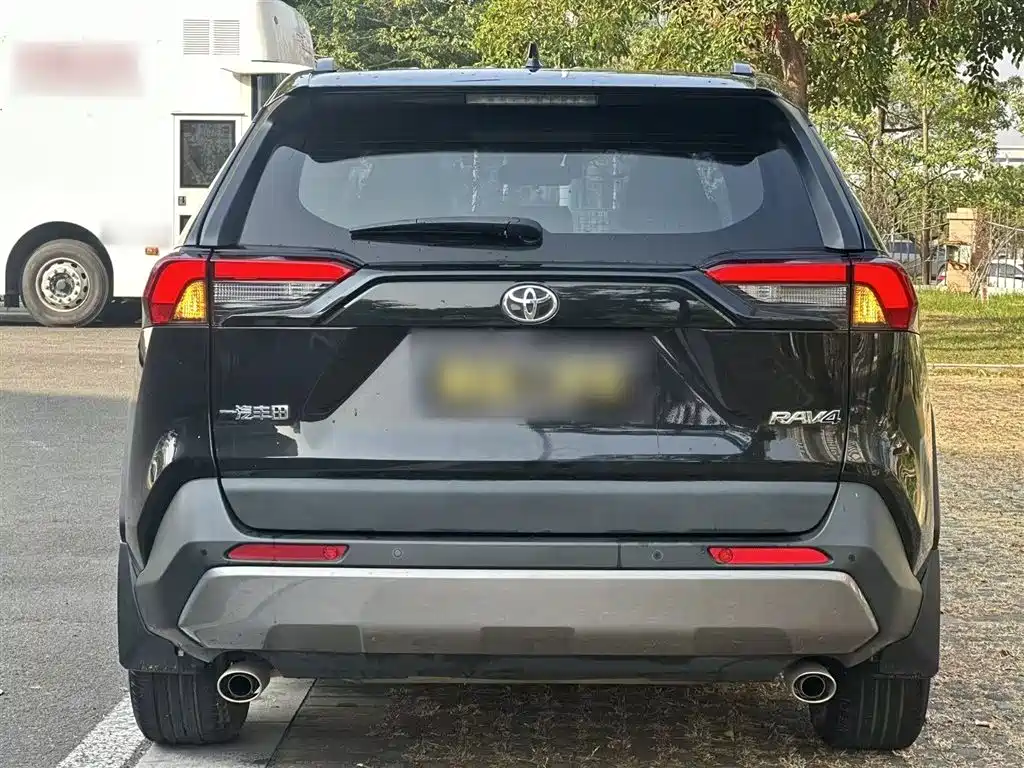 RAV4 Rongfang 2022 2.0L CVT two-wheel drive fashion Plus version купить на сайте DeffCars