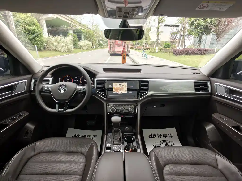 Touron 2020 380TSI four-wheel drive luxury version National VI купить на сайте DeffCars
