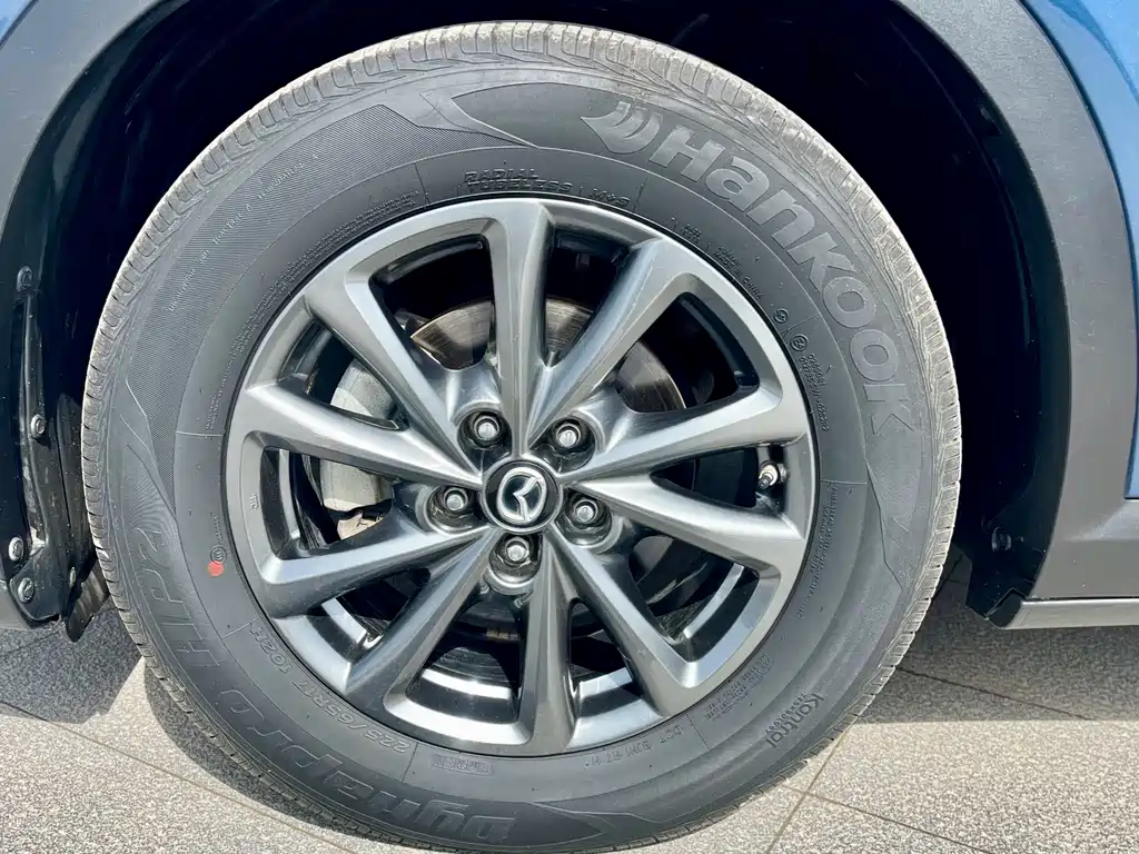 Mazda CX-4 2020 2.0L automatic two-wheel drive Blue Sky Vibrant Edition купить на сайте DeffCars