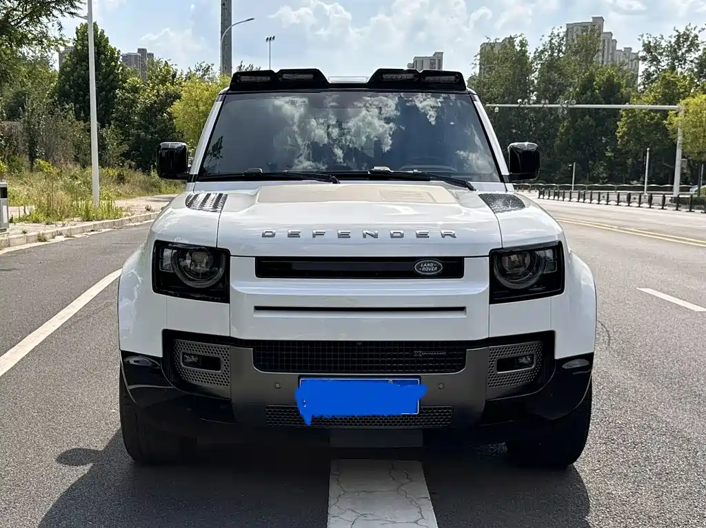 Land Rover Defender 2022 110 P400 X-DYNAMIC HSE купить на сайте DeffCars