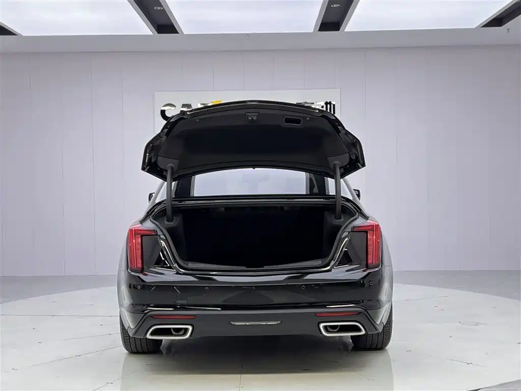 Cadillac CT5 2024 28T Luxury Pro купить на сайте DeffCars