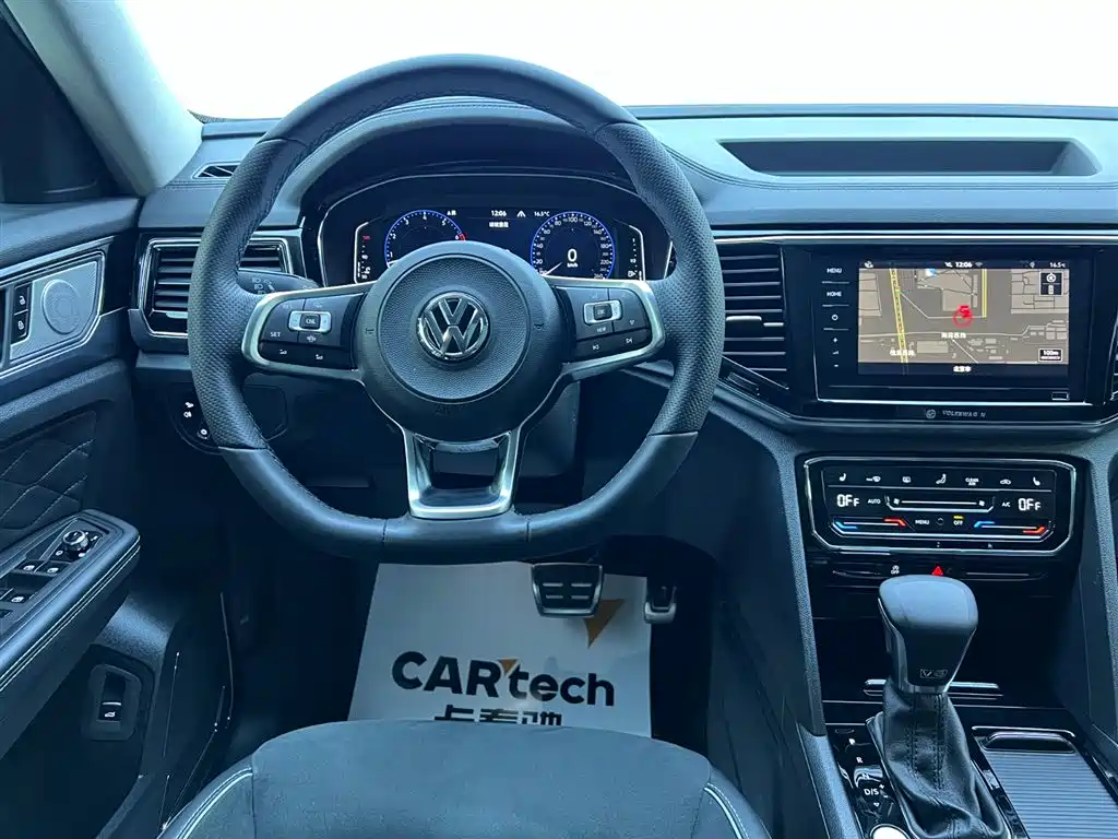 Touron 2020 Touron X facelift 530 V6 four-wheel drive luxury version купить на сайте DeffCars