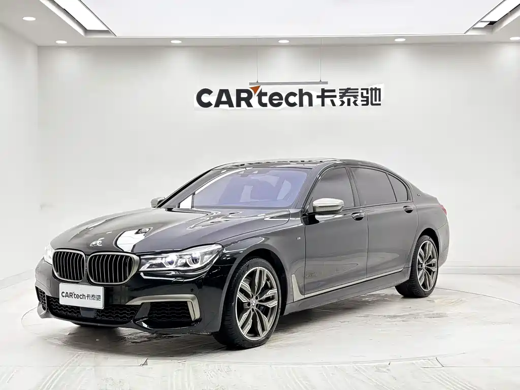BMW 7 Series 2017 M760Li xDrive купить на сайте DeffCars