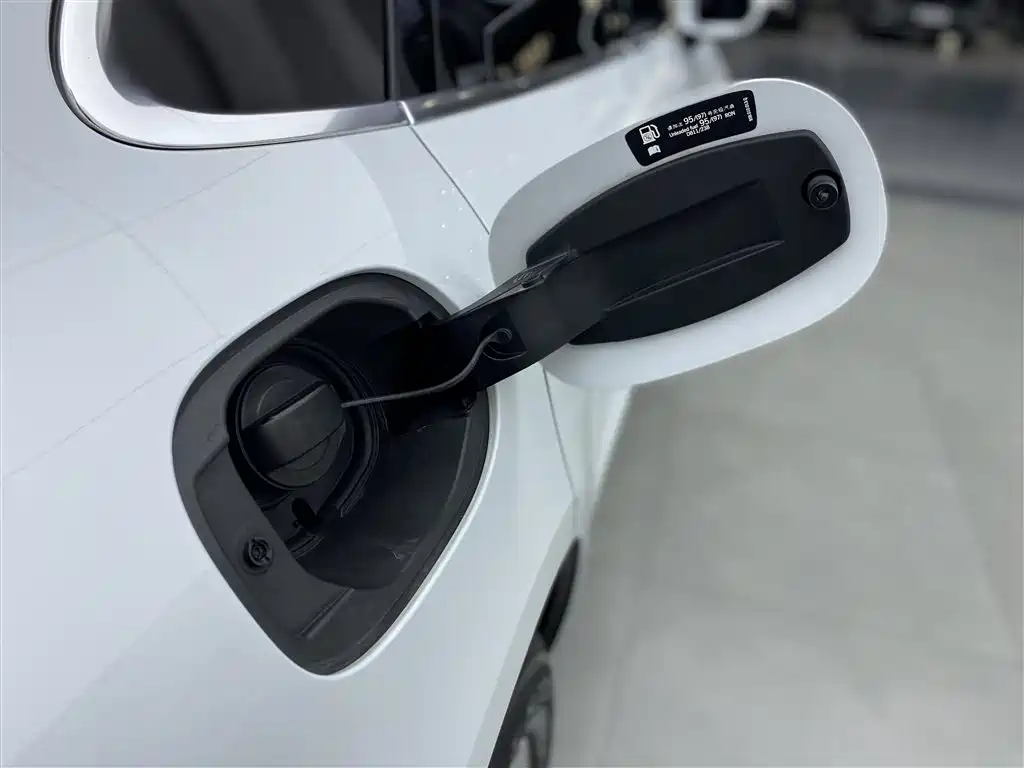 Macan 2017 Macan 2.0T купить на сайте DeffCars