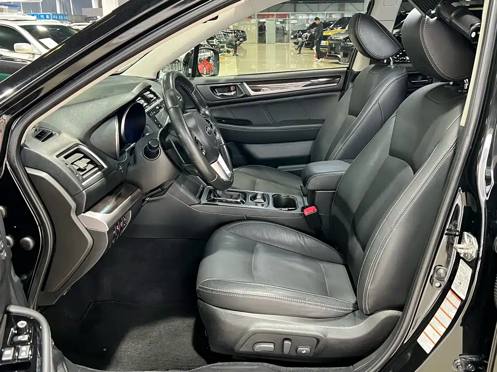 Outback 2016 2.5i Deluxe Navigation Edition купить на сайте DeffCars