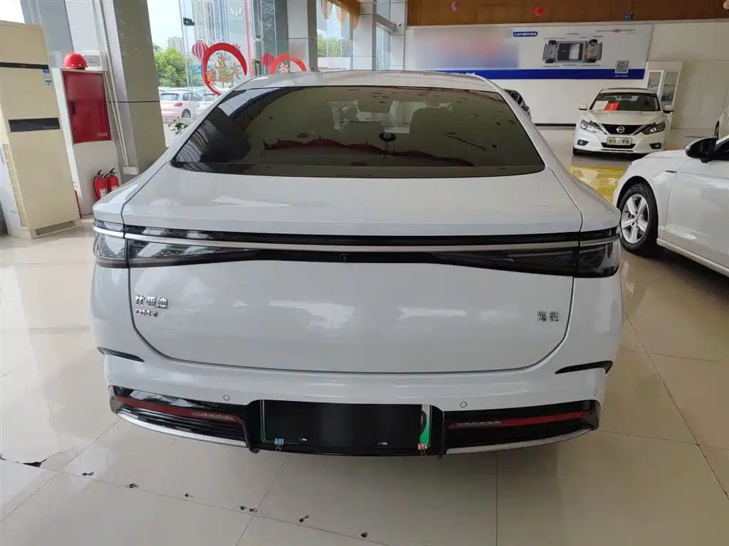 Seal 2023 DM-i 1.5L 121km premium model купить на сайте DeffCars