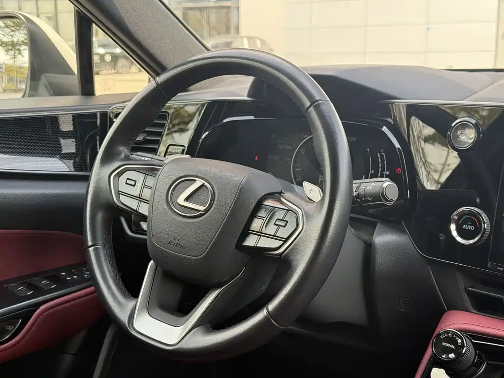Lexus NX 2022 260 front-wheel drive Chuangyue Edition купить на сайте DeffCars