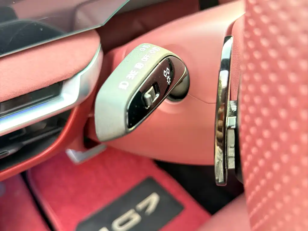 MG7 2023 2.0T Automatic Beauty Hunting Luxury Edition купить на сайте DeffCars