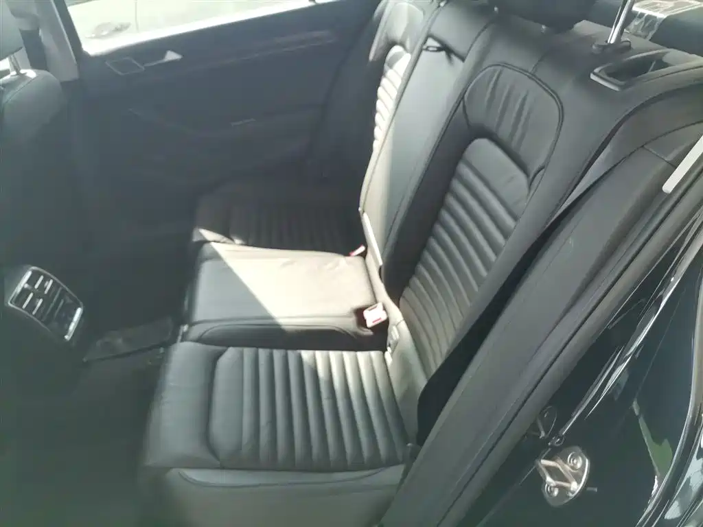 Magotan 2019 330TSI DSG luxury model National VI купить на сайте DeffCars