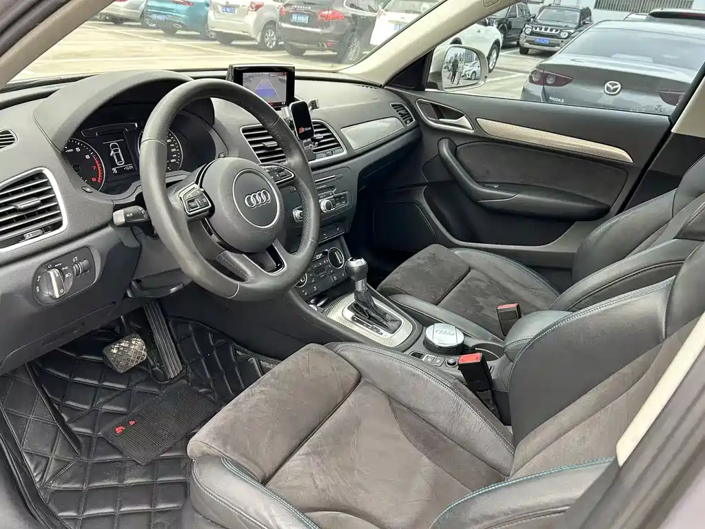 Audi Q3 2018 30th Anniversary Model 35 TFSI Sports купить на сайте DeffCars