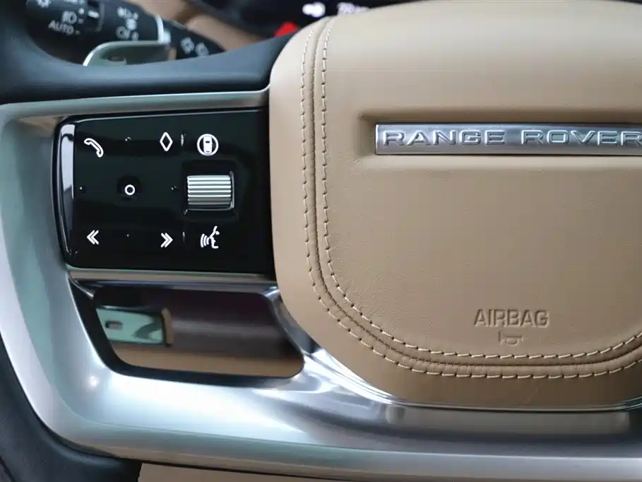 Range Rover 2025 3.0 L6 400PS Extended Edition купить на сайте DeffCars