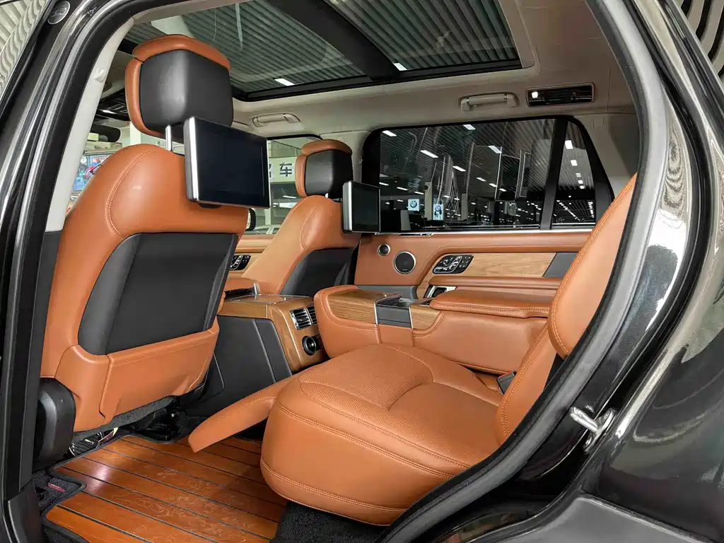 Range Rover 2020 3.0 L6 Honor Creation Extended Edition купить на сайте DeffCars