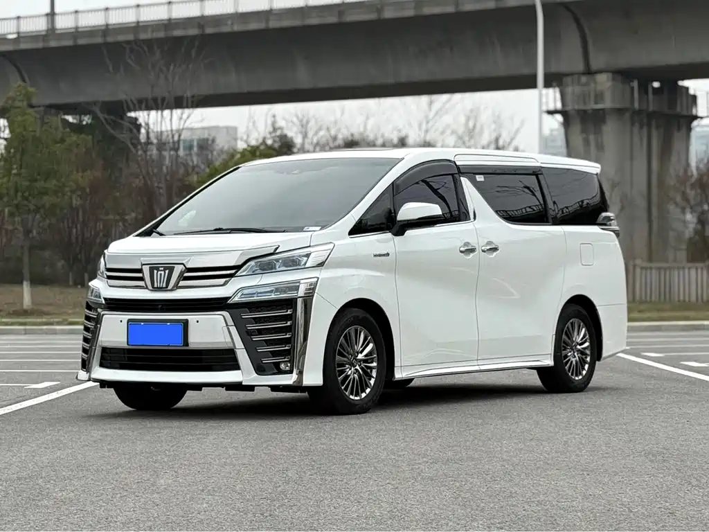 Wilfa 2021 Crown Dual Engine 2.5L HV Premium Edition купить на сайте DeffCars