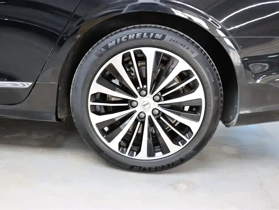 Volvo S90 2024 B5 Zhiyi Luxury Edition купить на сайте DeffCars