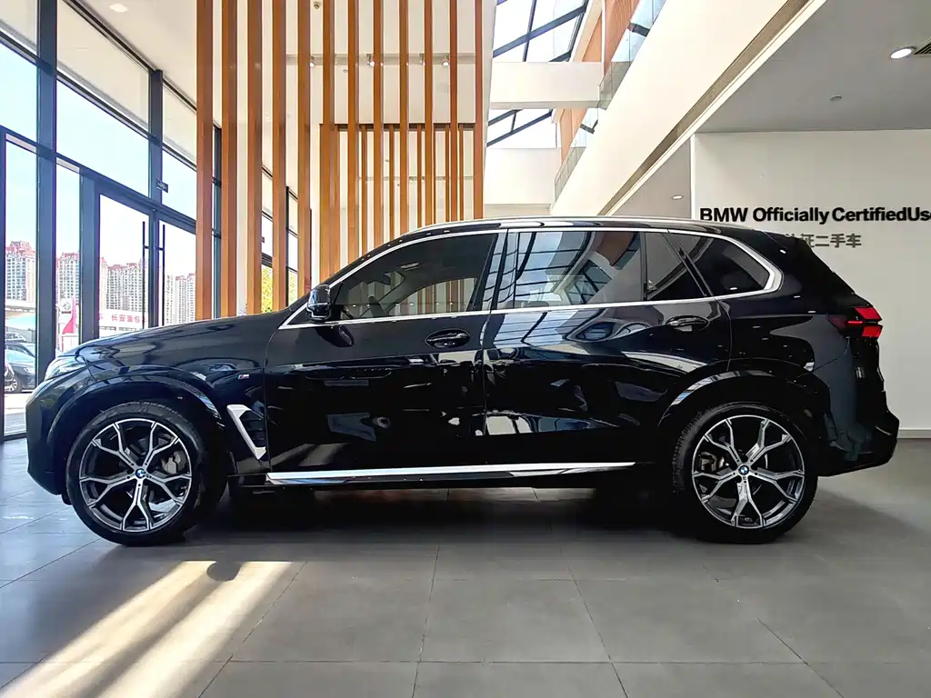 BMW X5 2023 xDrive 30Li Exclusive M Sports Package купить на сайте DeffCars