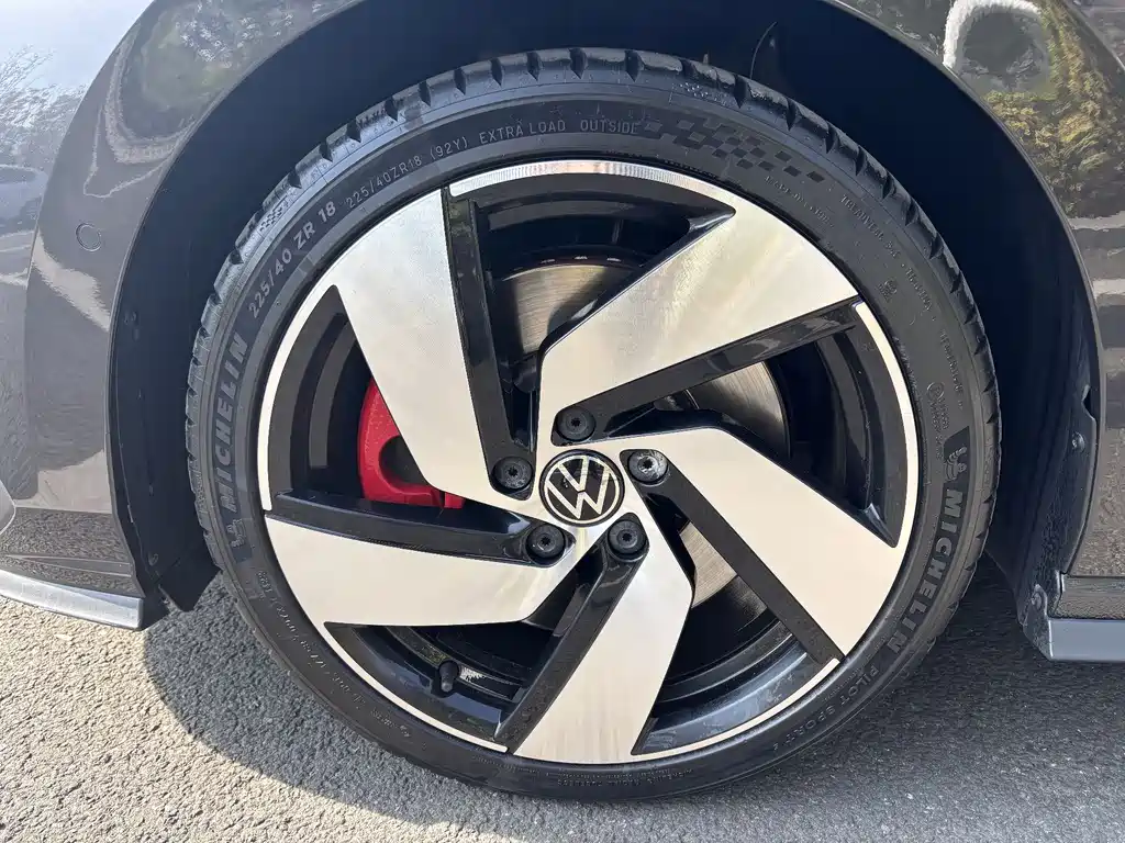 Golf GTI 2021 380TSI DSG GTI купить на сайте DeffCars