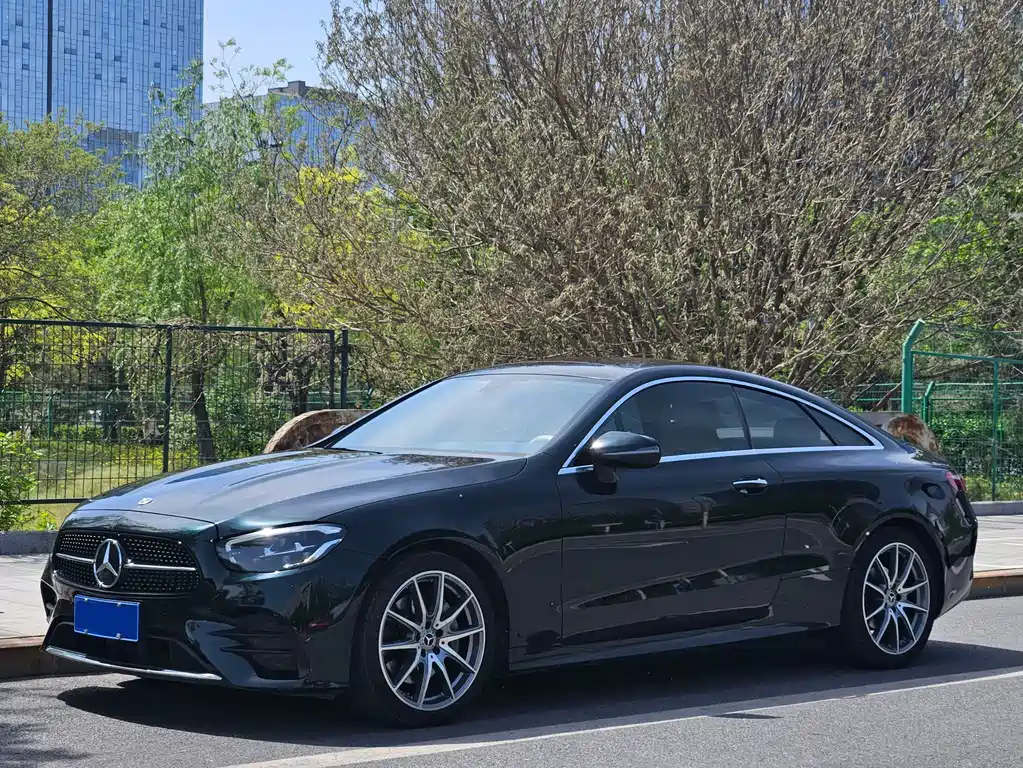 Mercedes-Benz E-Class (imported) 2023 facelift E 260 coupe купить на сайте DeffCars