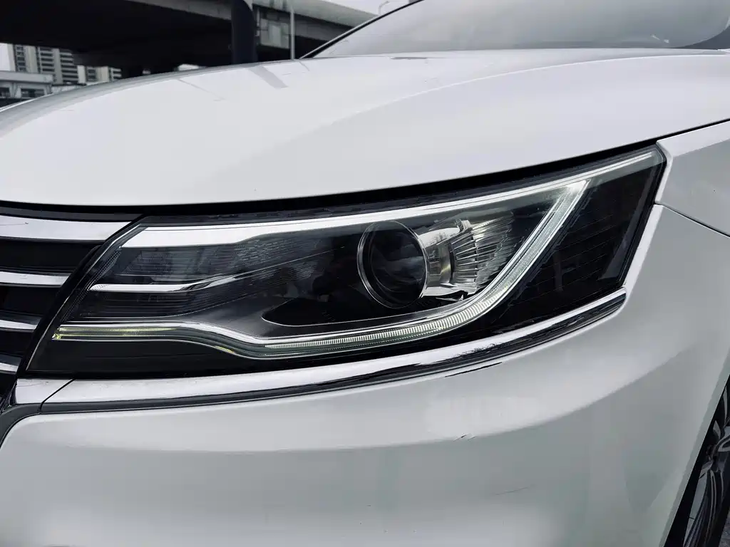 Roewe i6 Classic 2019 PLUS 1.6L CVT 4G Internet flagship version купить на сайте DeffCars