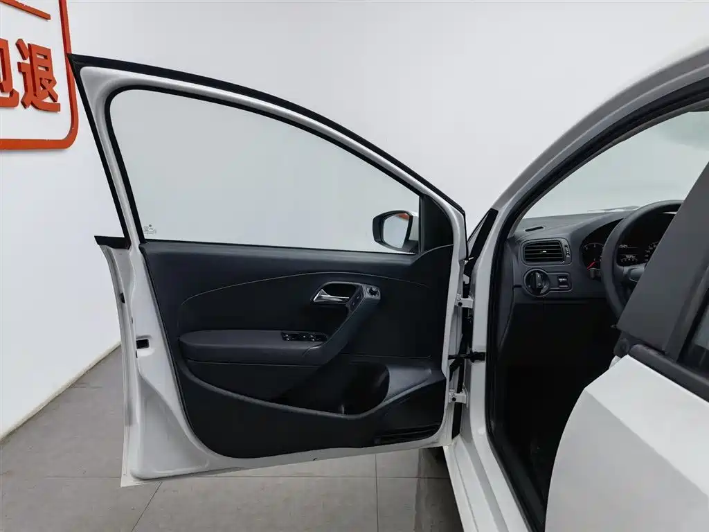 Polo 2018 1.5L automatic safe driving model купить на сайте DeffCars
