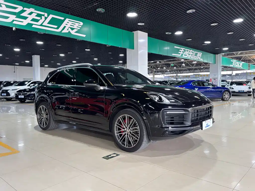 Cayenne 2023 Cayenne S 2.9T купить на сайте DeffCars