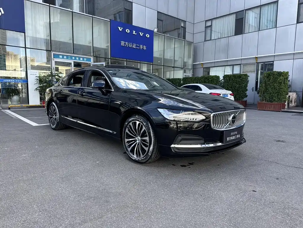Volvo S90 2024 B5 Zhiyi Luxury Edition купить на сайте DeffCars