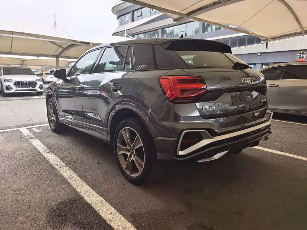 Audi Q2L 2022 35 TFSI fashionable and dynamic купить на сайте DeffCars