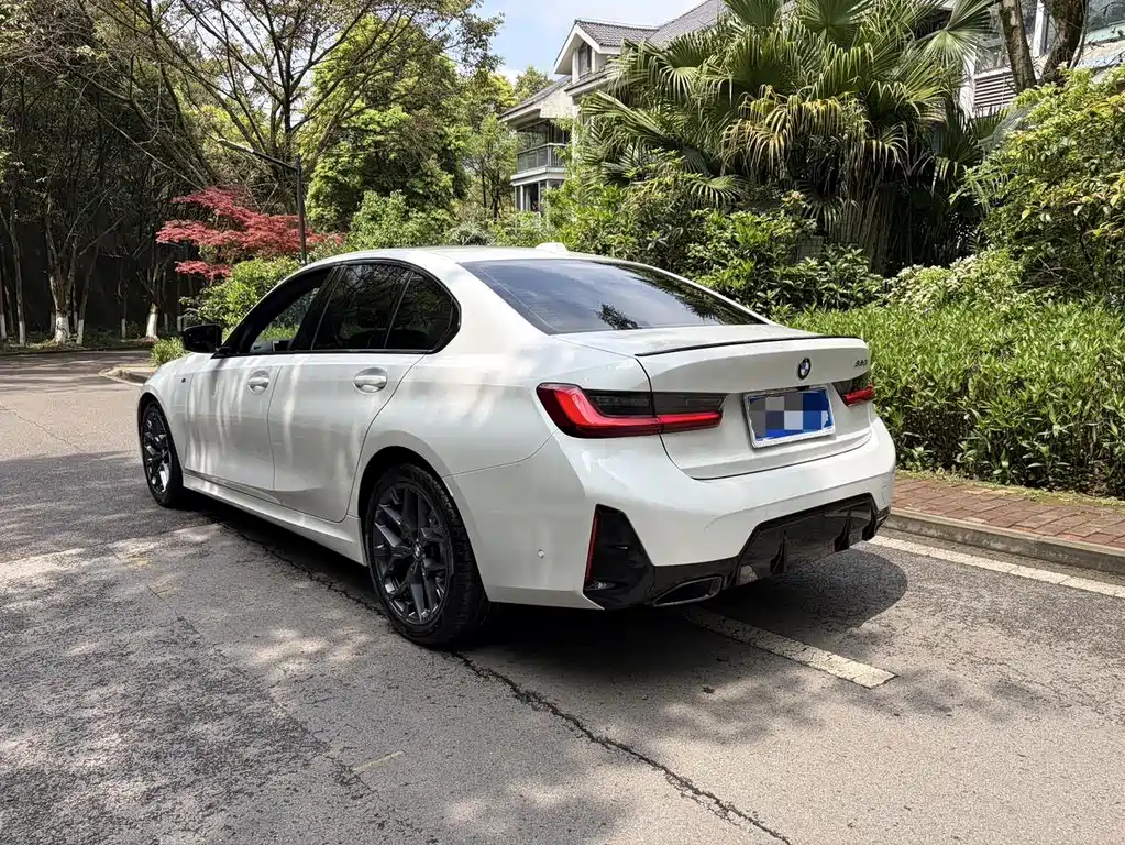BMW 3 Series 2025 330i M Sports Night Package купить на сайте DeffCars