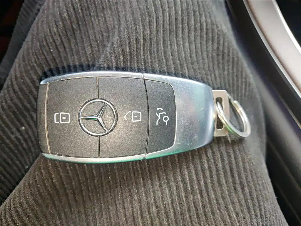 Mercedes-Benz GLC 2022 facelift 2 GLC 260 L 4MATIC luxury model купить на сайте DeffCars