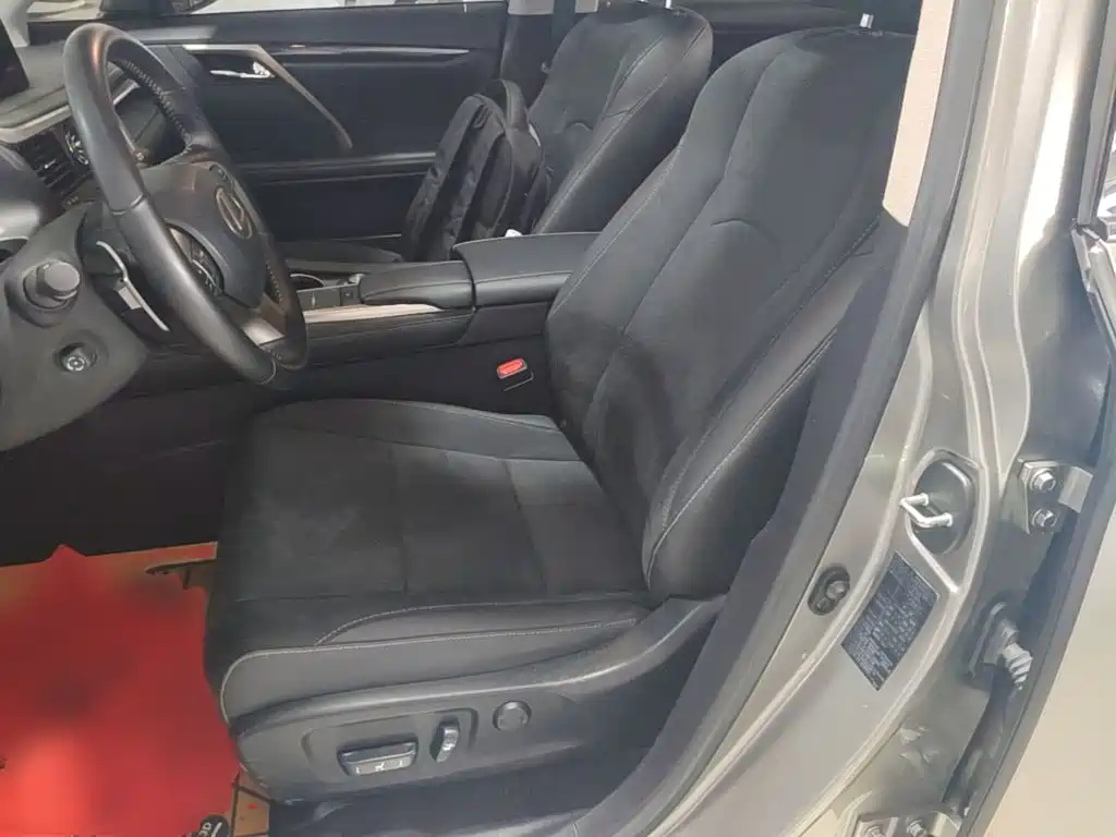Lexus RX 2020 facelift 300 two-wheel drive elite version купить на сайте DeffCars