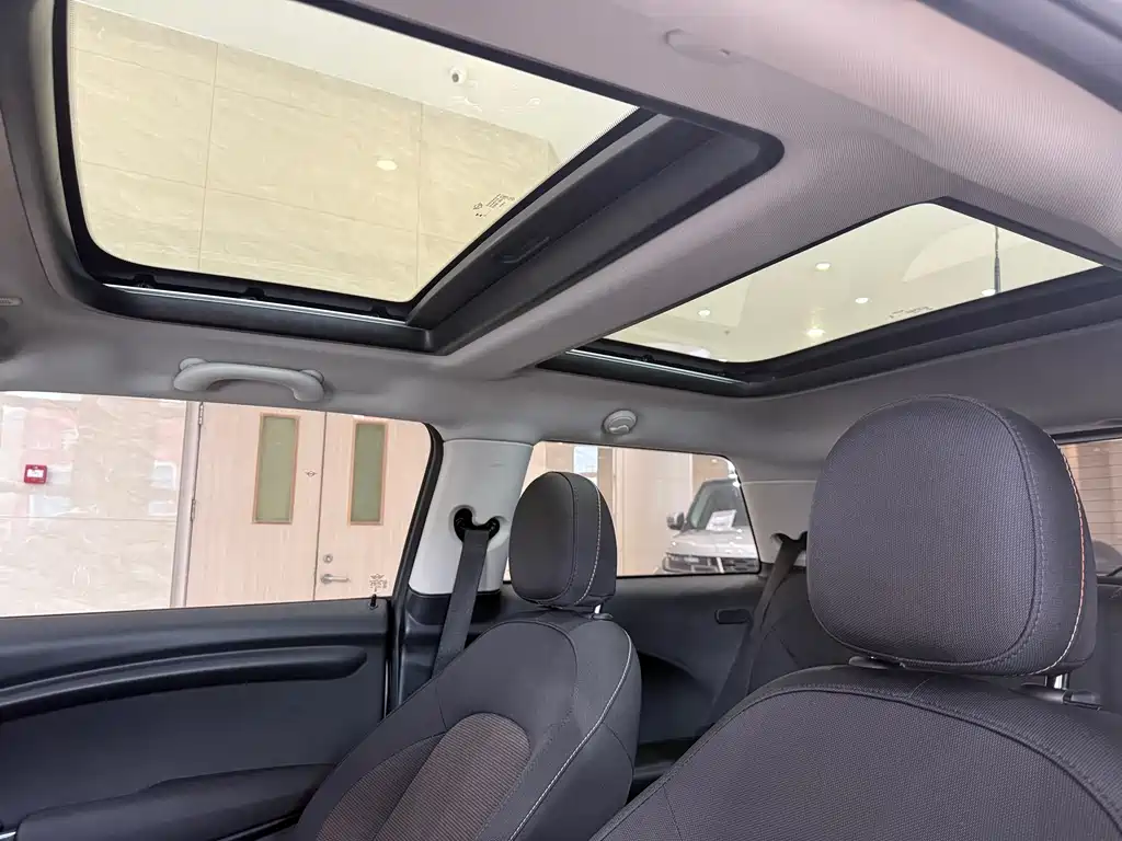 MINI 2023 1.5T ONE купить на сайте DeffCars