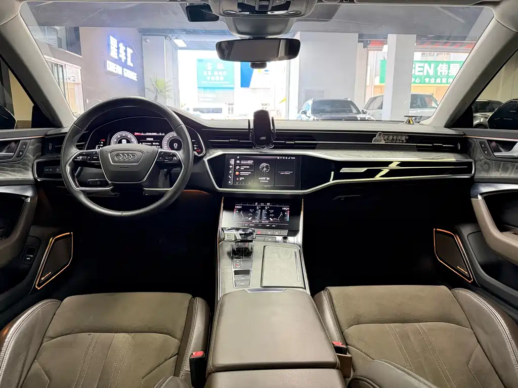 Audi A7L 2022 45 TFSI S-line Dream Building New Edition купить на сайте DeffCars