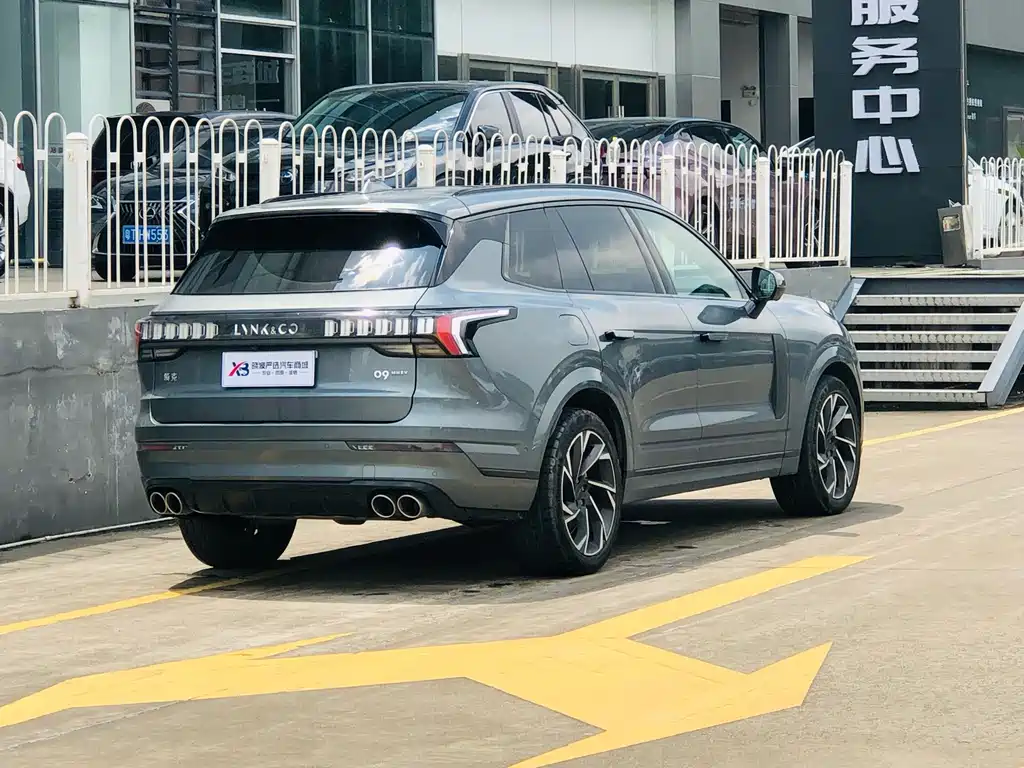Lynk & Co 09 2021 2.0T Halo six-seater купить на сайте DeffCars