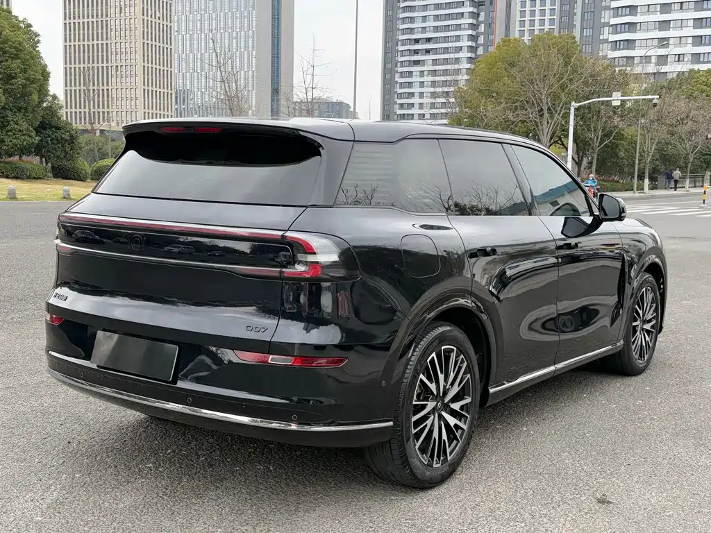 Changan Qiyuan Q07 2025 model 215 flagship PLUS купить на сайте DeffCars