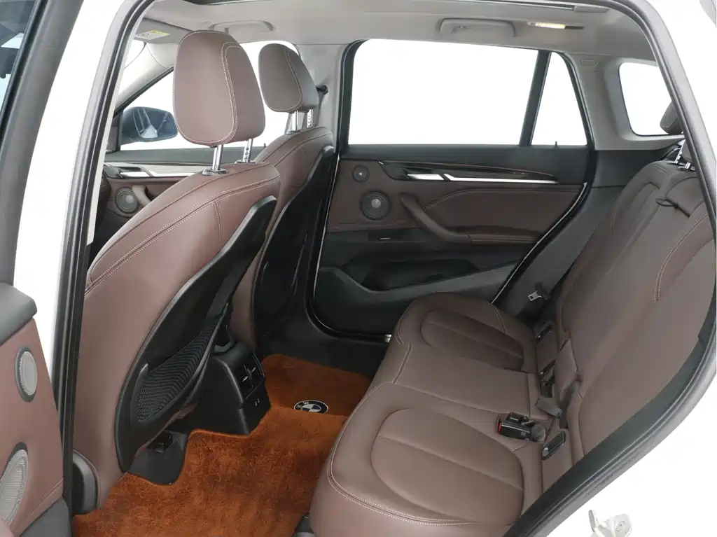 BMW X1 2022 xDrive25Li Exclusive Model купить на сайте DeffCars