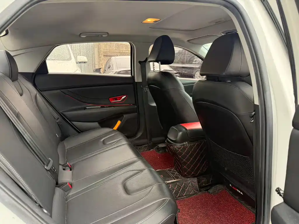 Elantra 2021 1.5L CVT LUX Premium Edition купить на сайте DeffCars