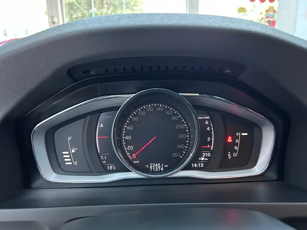 Volvo S60 2018 S60L T3 Zhijin Enterprising Edition купить на сайте DeffCars