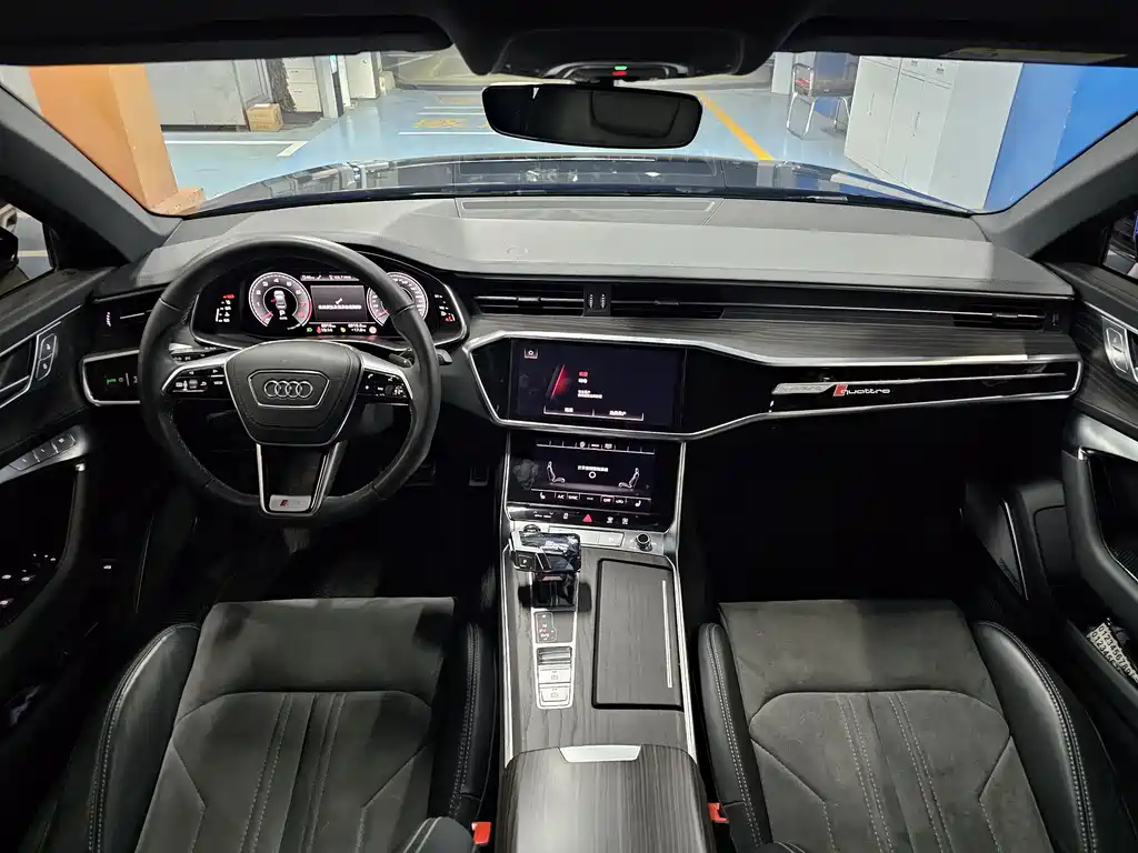 Audi A6L 2024 45 TFSI quattro premium dynamic model купить на сайте DeffCars