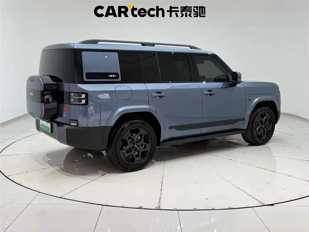Titanium 7 2025 190KM four-wheel drive Ultra version купить на сайте DeffCars