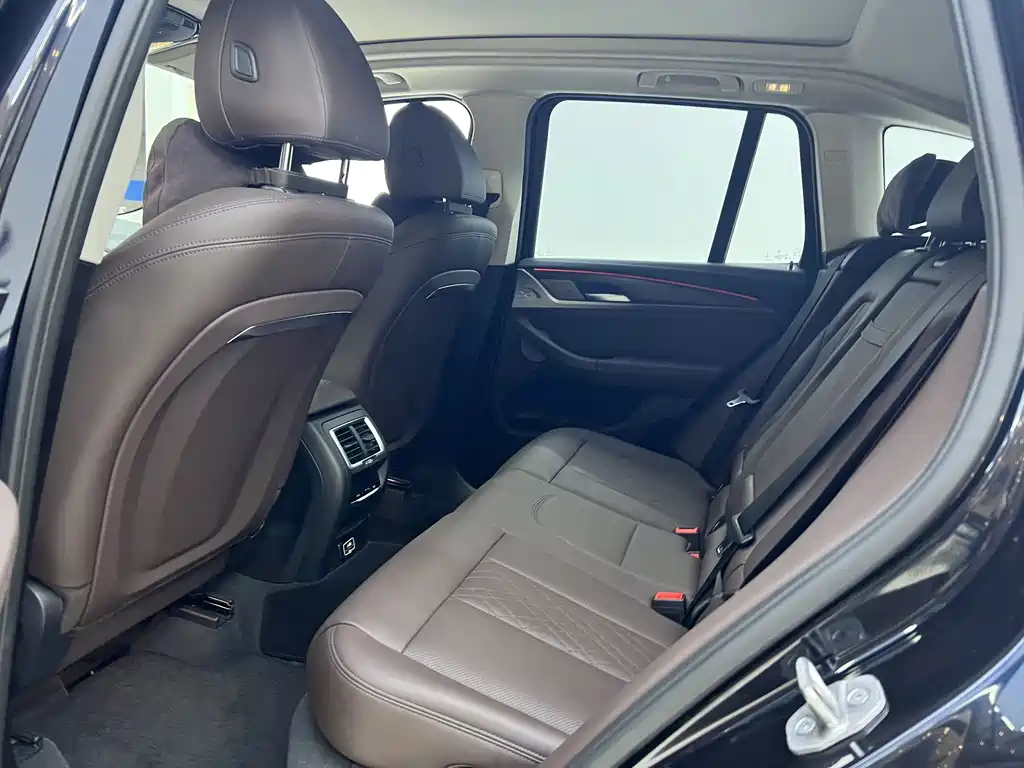BMW X3 2022 Facelift xDrive30i Leading M Night Package купить на сайте DeffCars