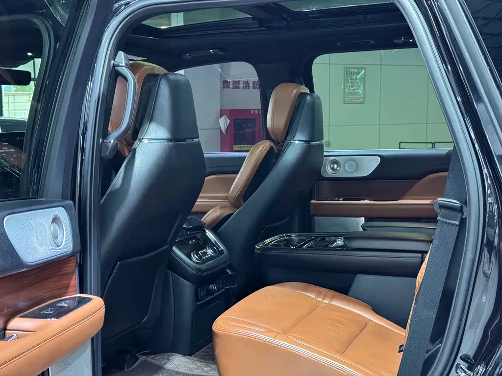 Navigator 2020 3.5T Honor Edition купить на сайте DeffCars