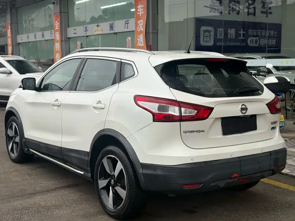 Qashqai 2017 2.0L CVT Deluxe Edition National V купить на сайте DeffCars