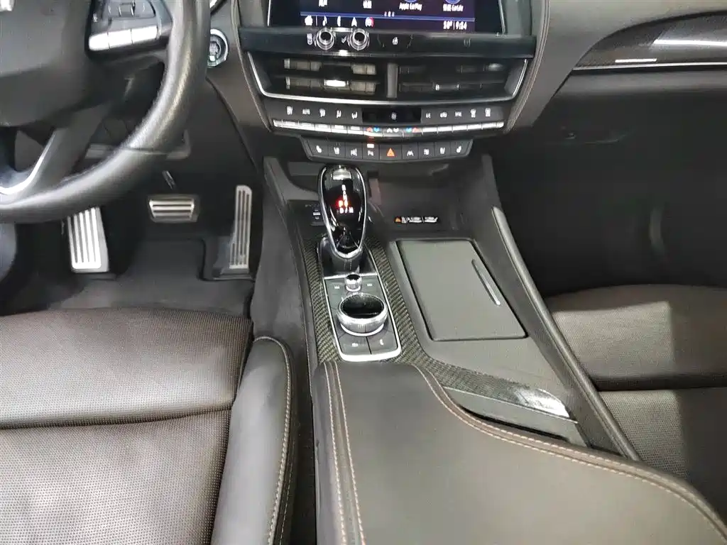 Cadillac CT5 2020 facelift 28T Platinum Sports Edition купить на сайте DeffCars