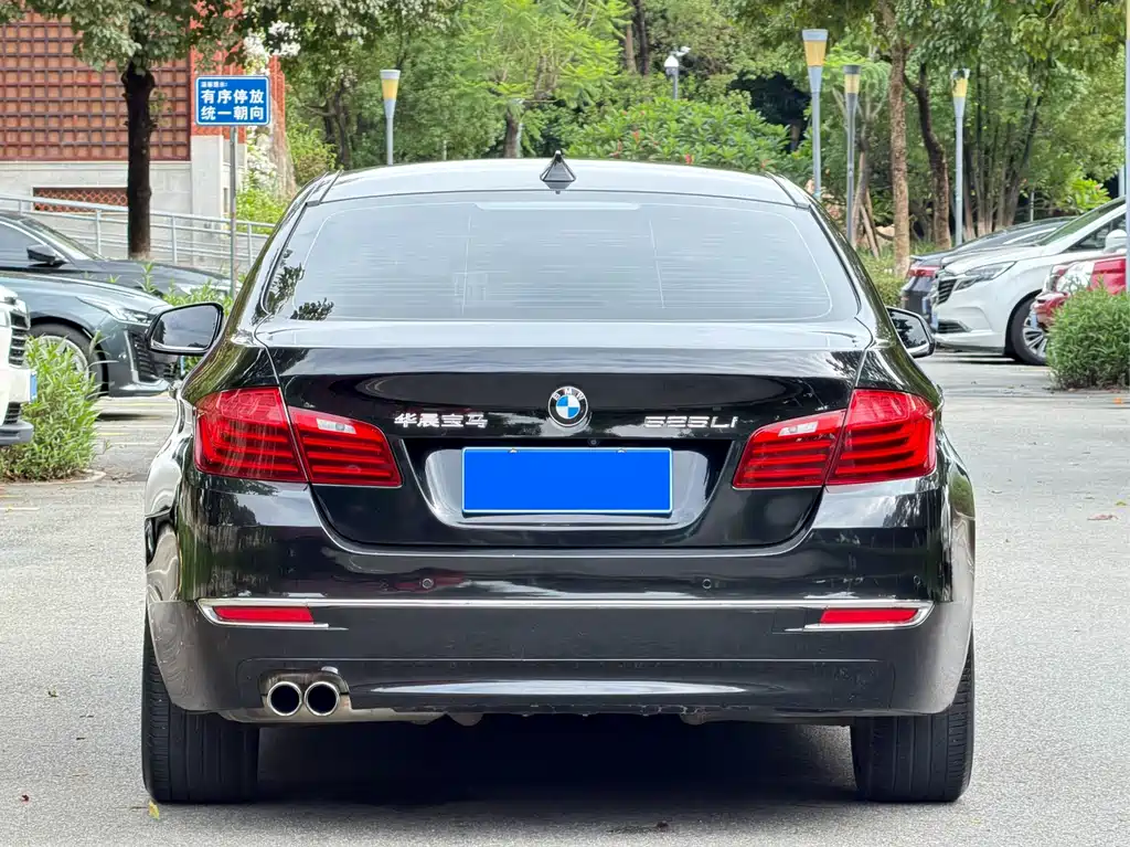 BMW 5 Series 2014 525Li Luxury Design Package купить на сайте DeffCars