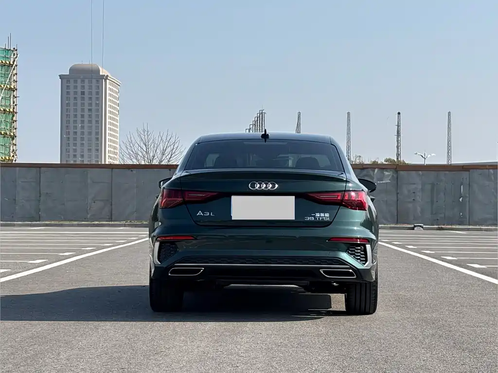 Audi A3 2024 A3L Limousine 35 TFSI Fashionable and Sporty купить на сайте DeffCars