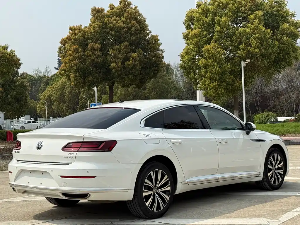 FAW-Volkswagen CC 2020 330TSI Charming Edition National VI купить на сайте DeffCars