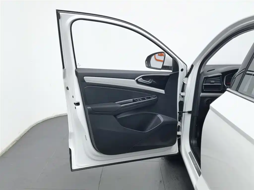 Jetta VS7 2023 280TSI automatic aggressive version купить на сайте DeffCars